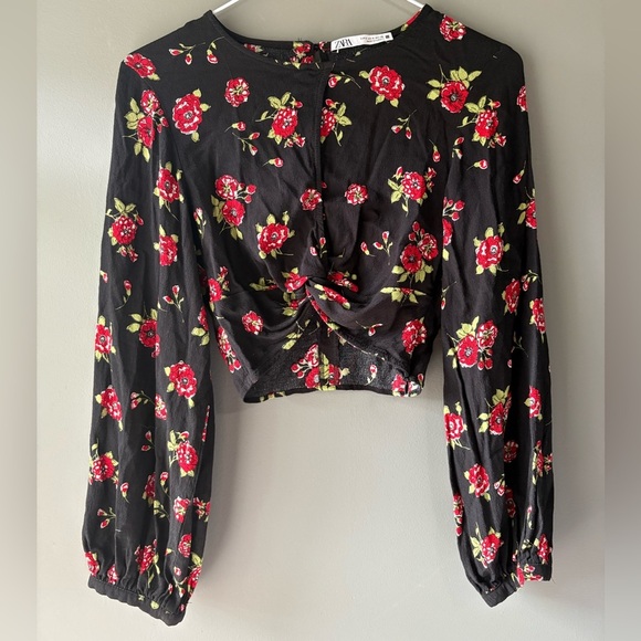 ZARA size small Floral Black Crop Top, long sleeve, key hole front - Picture 2 of 8